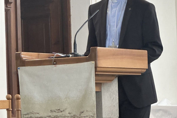 Škof Saje s predsednikom vlade tudi o Macesnovi gorici